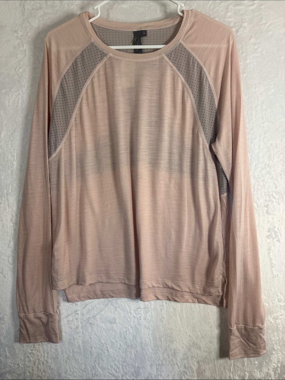 Sweaty Betty Light Blush Long Sleeve Athletic Top with Mesh Inserts XL